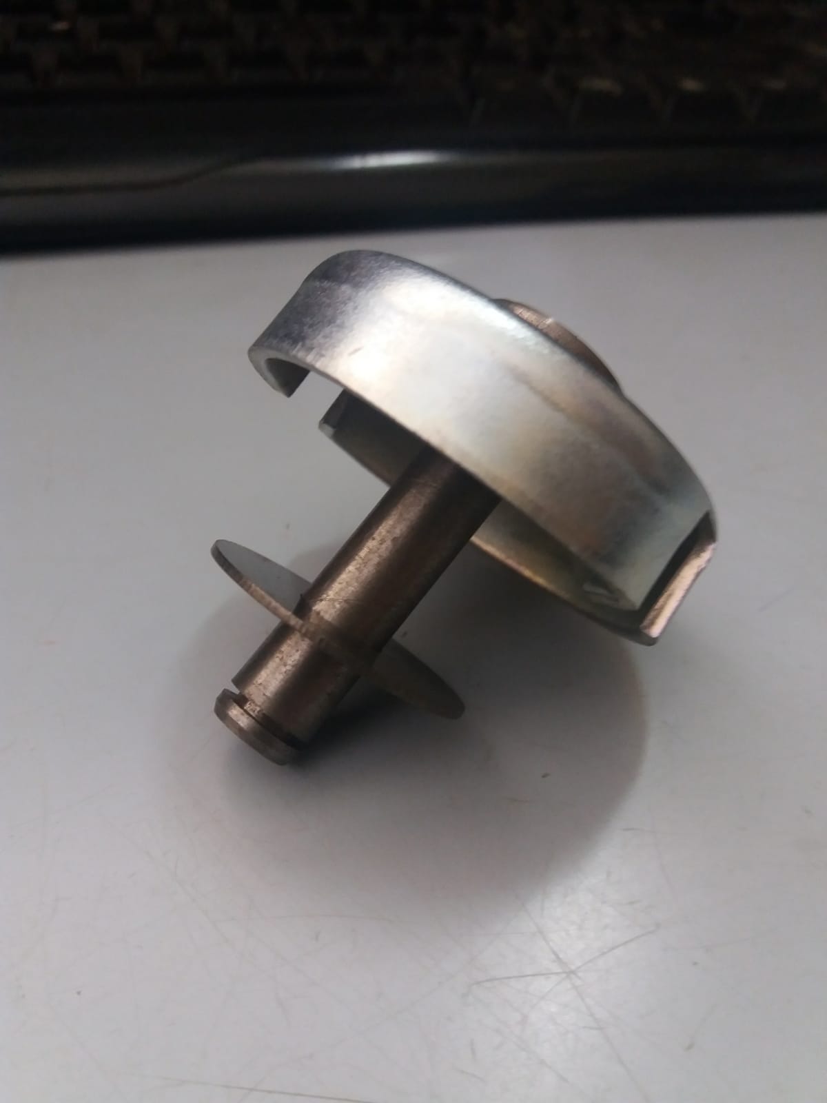 SUPPORTO CRICCHETTO AUTOAVVOLGENTE PER MOTORE BETA