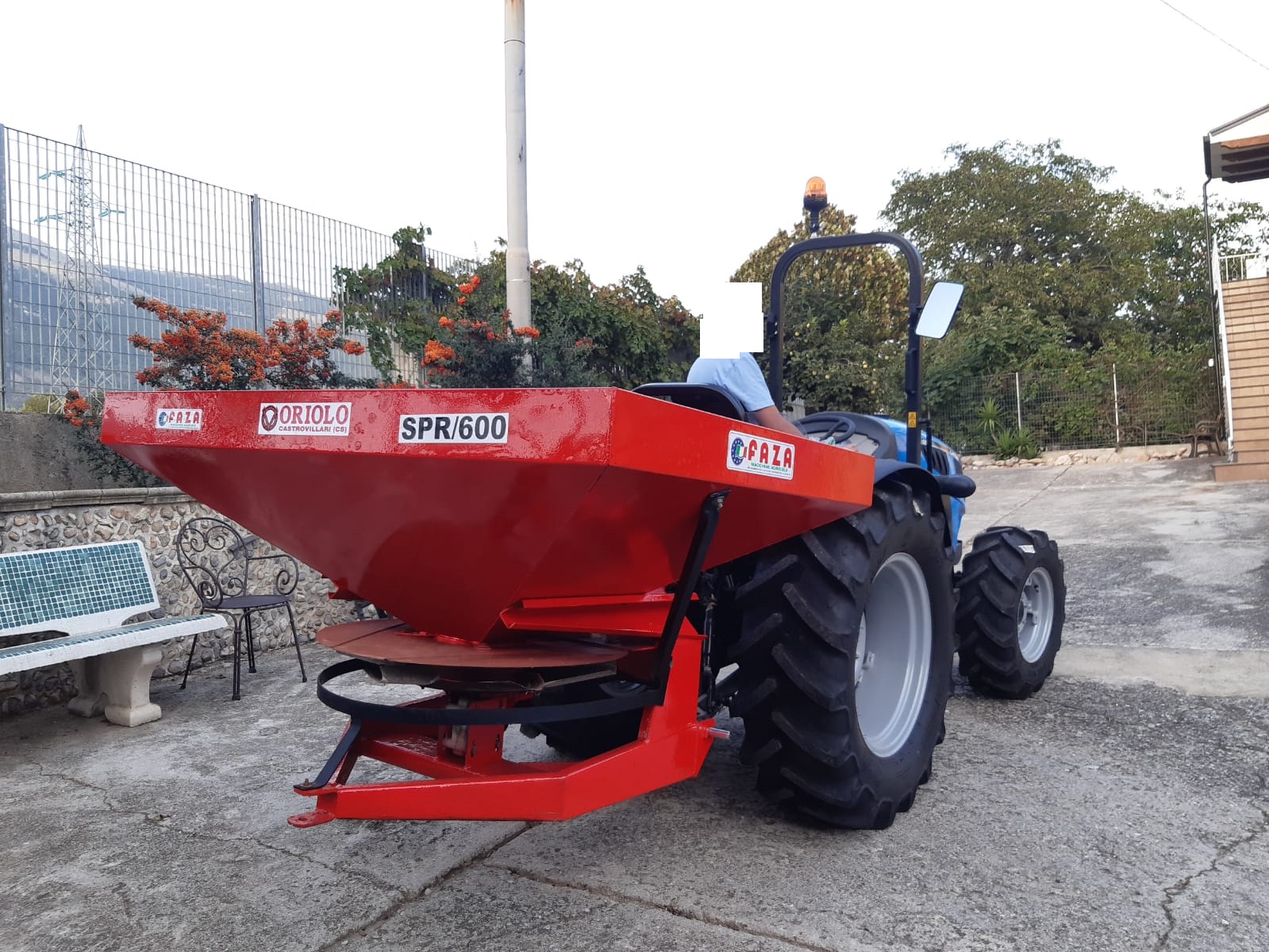 SPANDICONCIME VASCA RETTANGOLARE 600 LT