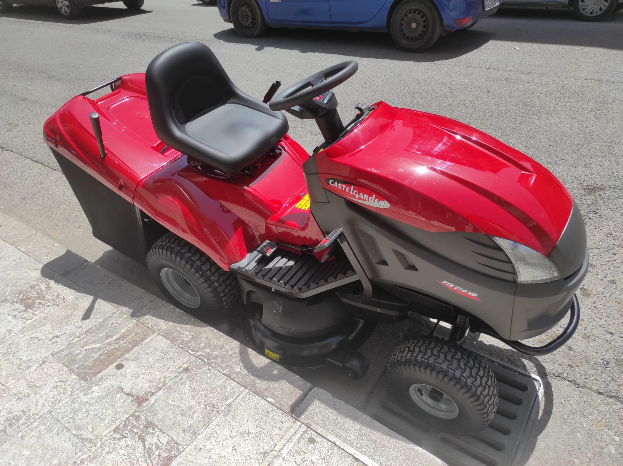 TRATTORINO RASAERBA PROFESSIONALE